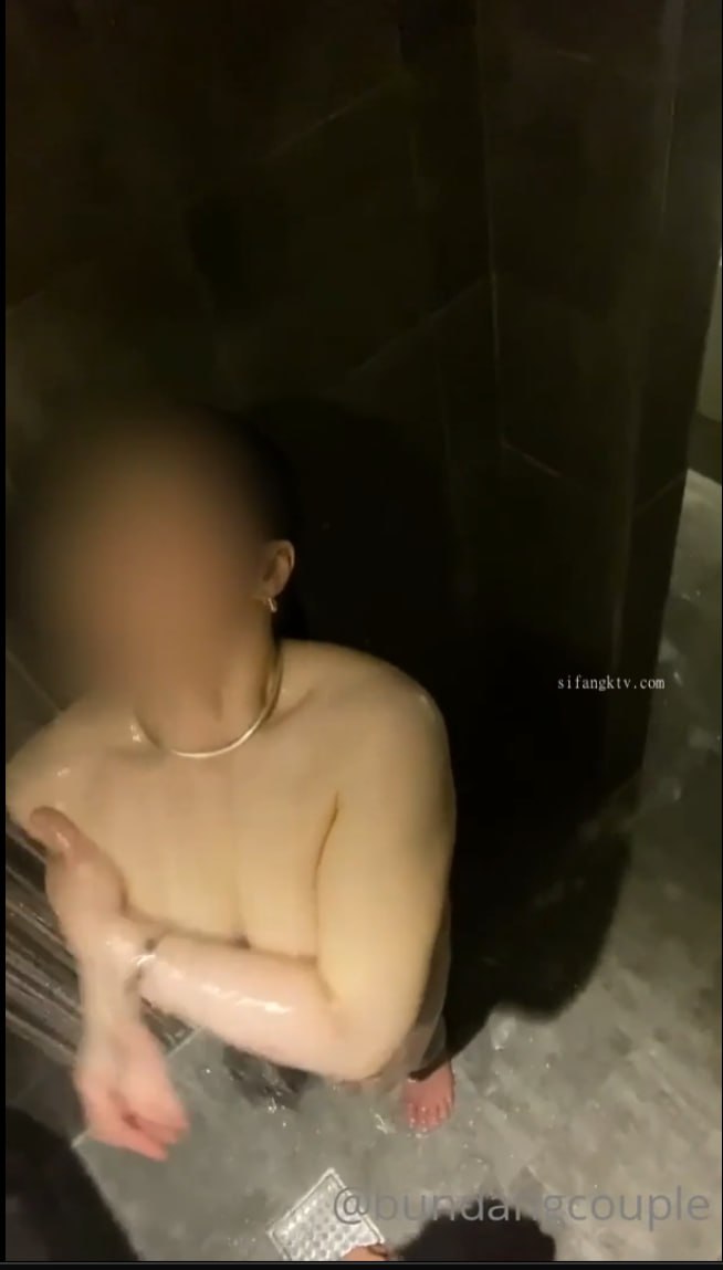 探花系列-JK装短裙黑丝女神